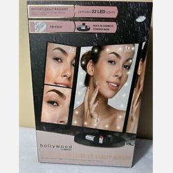 Hollywood Vivitar Mirror Tri-Fold 22 LED Dimmable Light Up Vanity Black