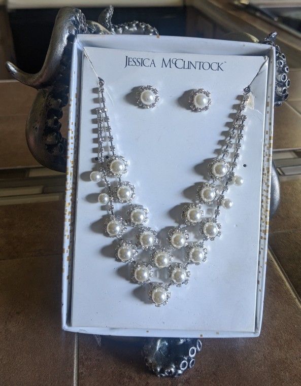 Jessica McClintock Necklace/Earring Set
