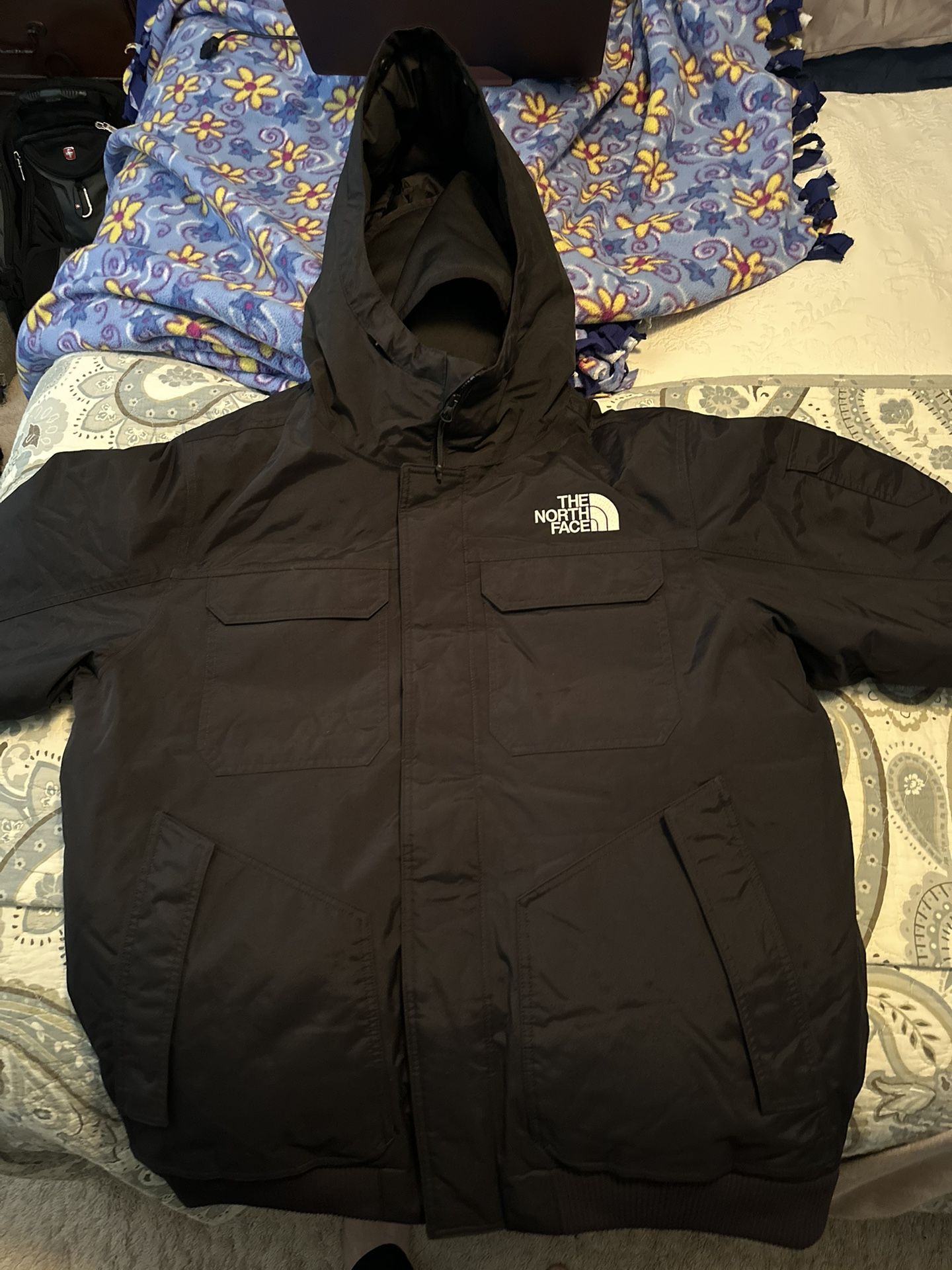 NORTH FACE 550 WINTER JACKET
