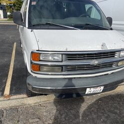 2001 Chevrolet Express