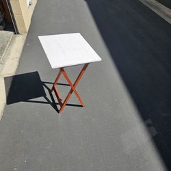 TV Dinner Table
