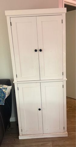 Armoire