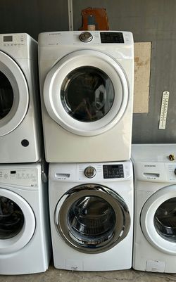 Samsung Front Load Set - Large Capacity Sensor Dry