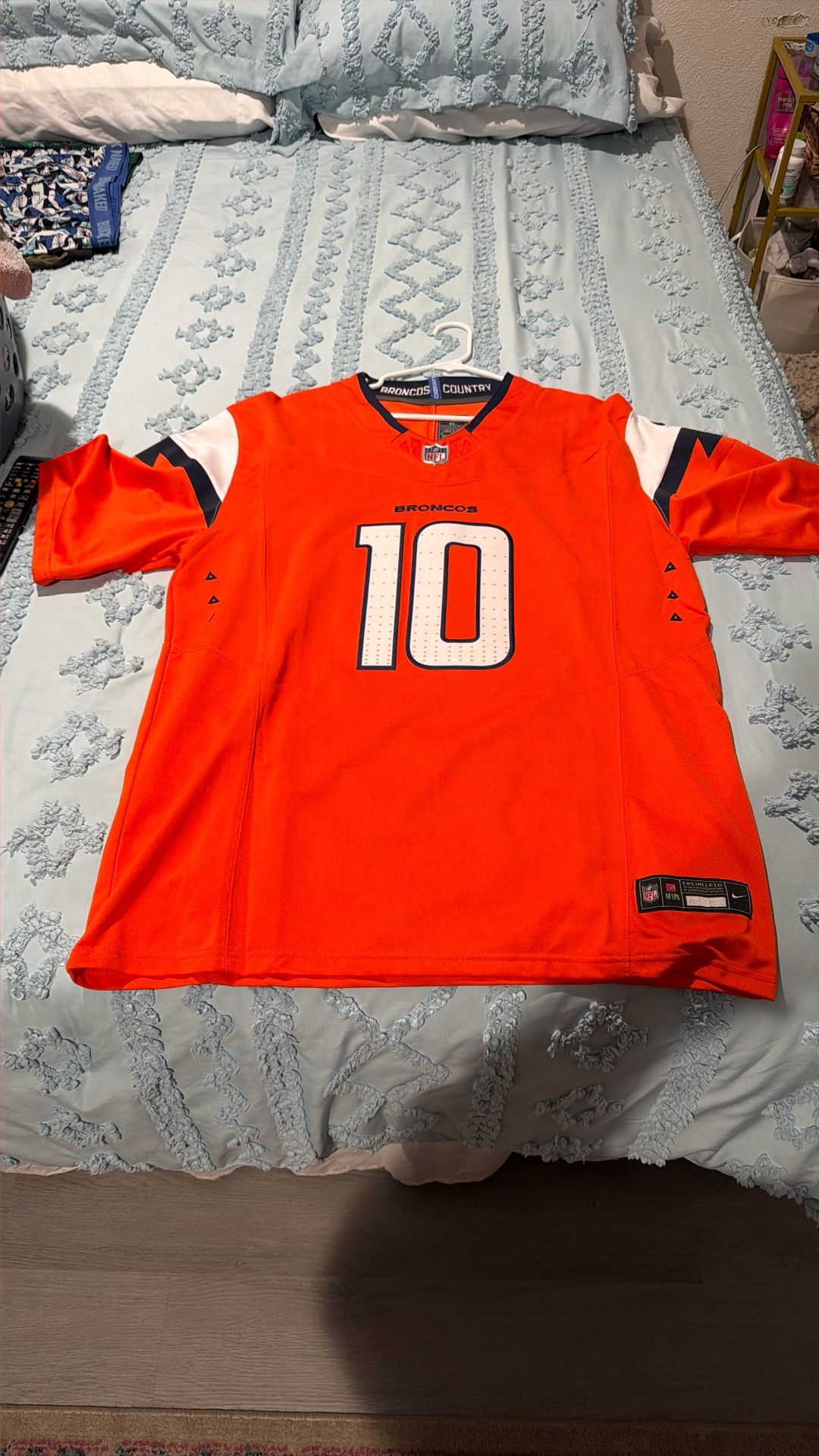NWT BO NIX XL