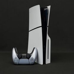 PlayStation 5 Slim 1TB Disc Edition