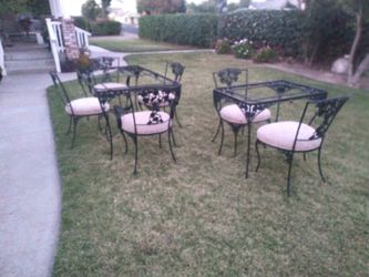 Vintage brown and Jordan patio furniture