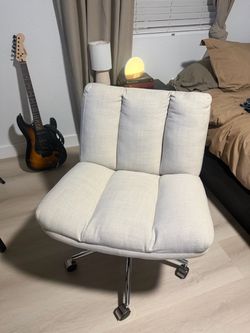 Vanity/Desk Chair