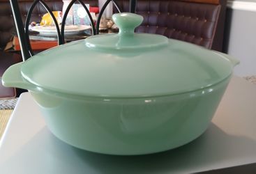 Jadeite Green Covered Casserole Dish
