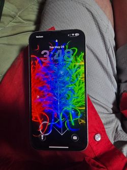 IPhone 14 plus unlocked