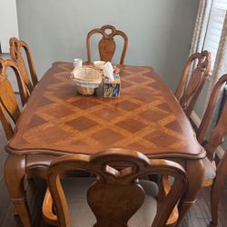 Good condition dining table and chairs - $140