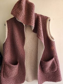 S/M jacket with hoodie& pockets will fit  L