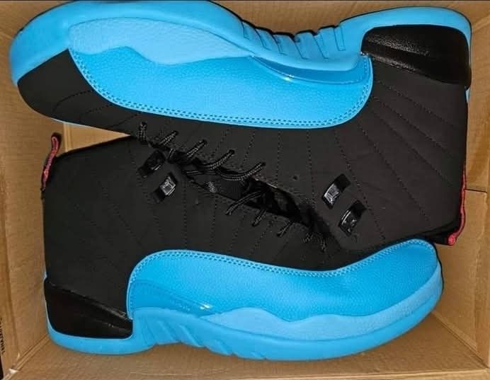 AIR JORDAN 12