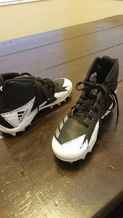 Adidas boys football cleats size 2