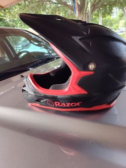 Razor Helmet