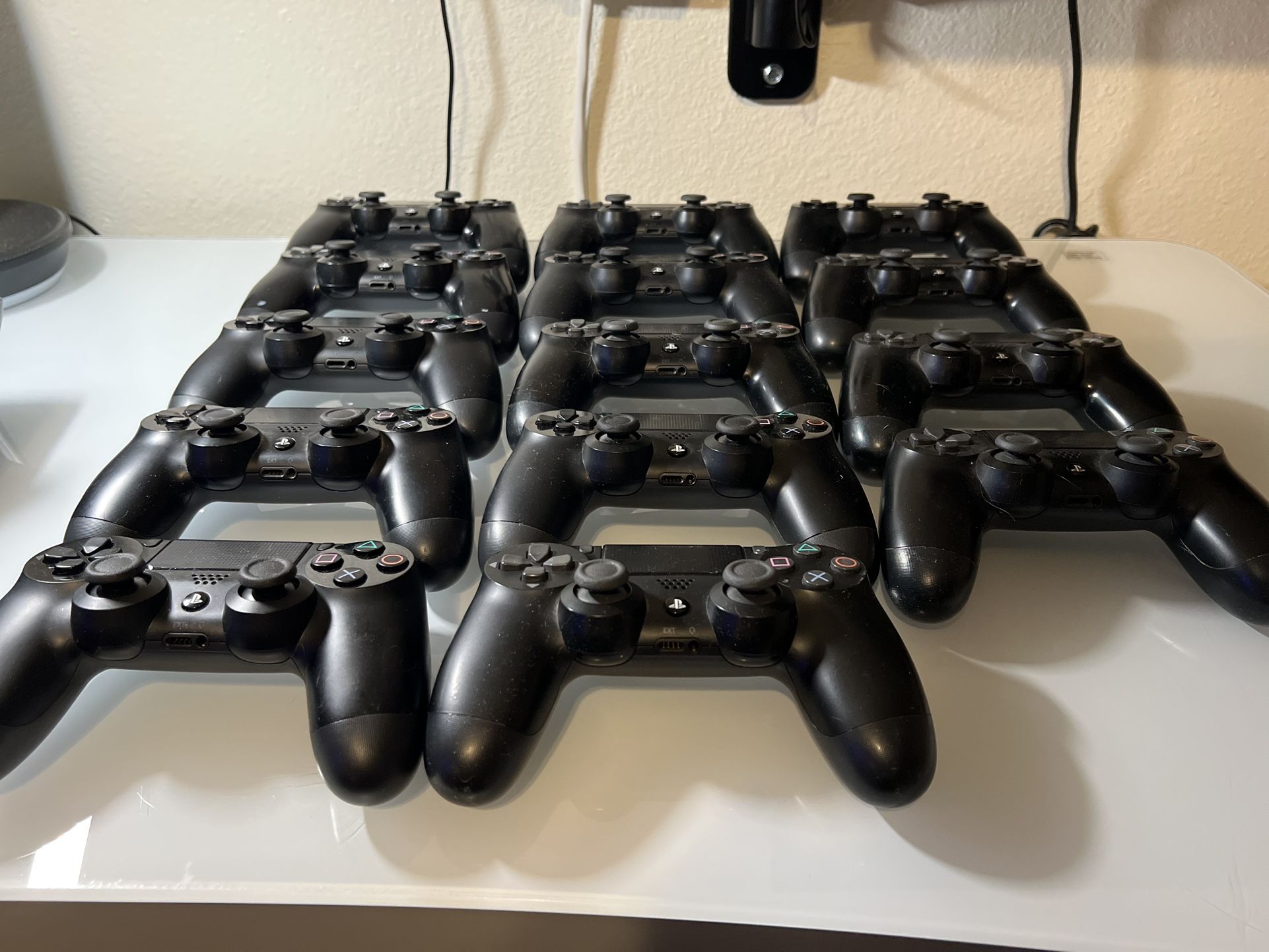 PS4 Controllers Black