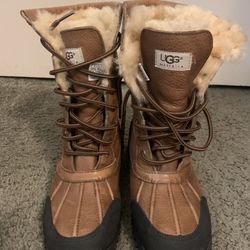 Ugg Buttes Gore-Tex  Waterproof  Size 8