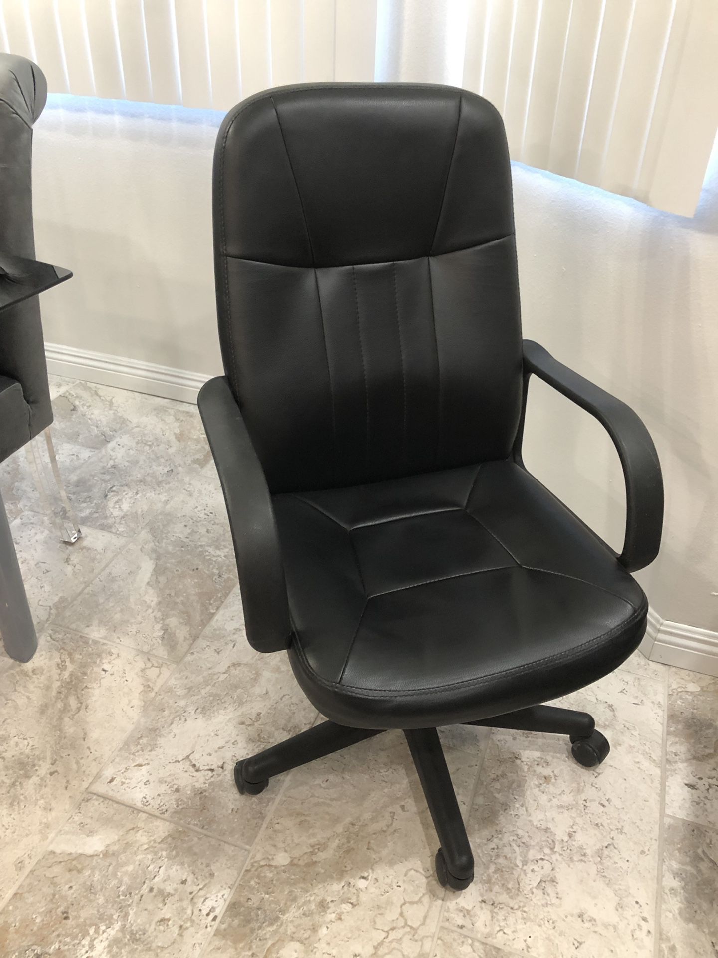 Faux Leather computer chair