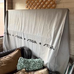 Stiga Ping Pong table w/cover