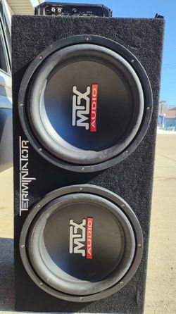 MTX TERMINATOR 12INCH WOOFERS AND ENCLOSED BOX WITH AMP