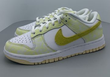 Nike Dunk Low Yellow Strike Size 7W DM9467-700 IN HAND SHIPS FAST