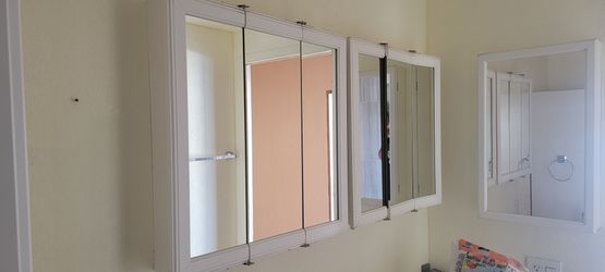 White Mirrored Bathroom Medicine Cabinets