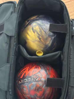 Bowling Balls with Bag