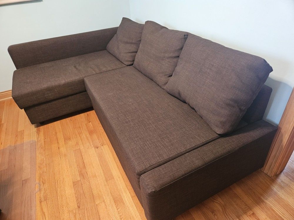 FRIHETEN / sofa. Sleeper sectional,3 seat w/storage,
