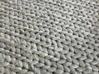Pottery Barn 5x8 chunky knit sweater rug
