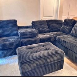 NEW SECTIONAL SOFA AND OTTOMAN WITH FREE DELIVERY 