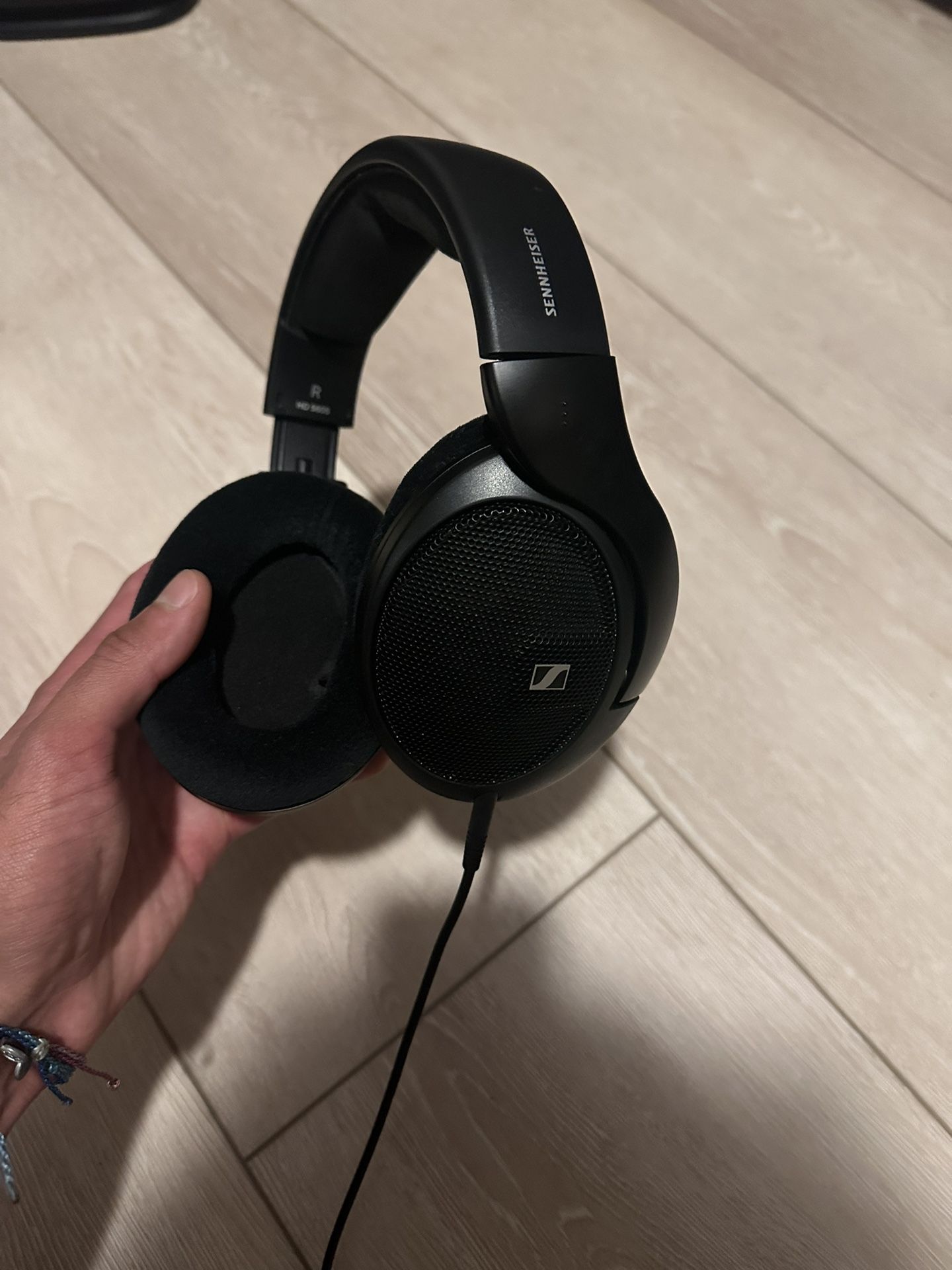 Sennheiser HD560s (Open Back) Audiophile Headphones