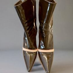 Louis Vuitton Patent Leather boots, UK 39.5 (US 9-9.5)