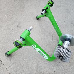 Kinetic bike trainer