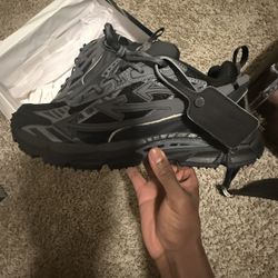 off white be right sneakers