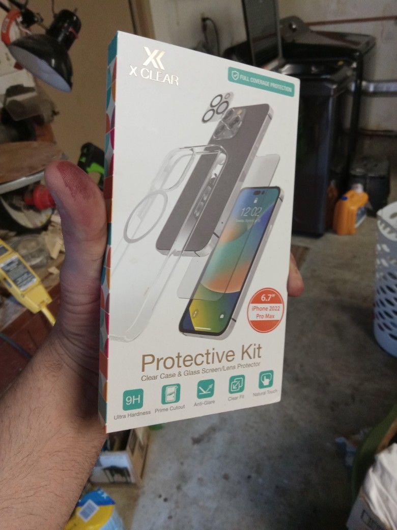 IPhone Pro MA,X PEOTECTIVE KIT Entire Lot