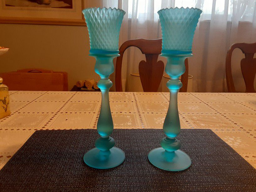  12,INCHES  TALL  GORGEOUS LOOKING VINTAGE  BLUE GLASS CANDLE HOLDERS 