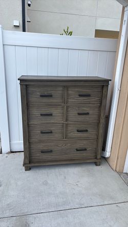 Dresser $80