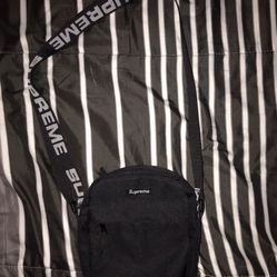 Supreme Shoulder Bag (SS18)