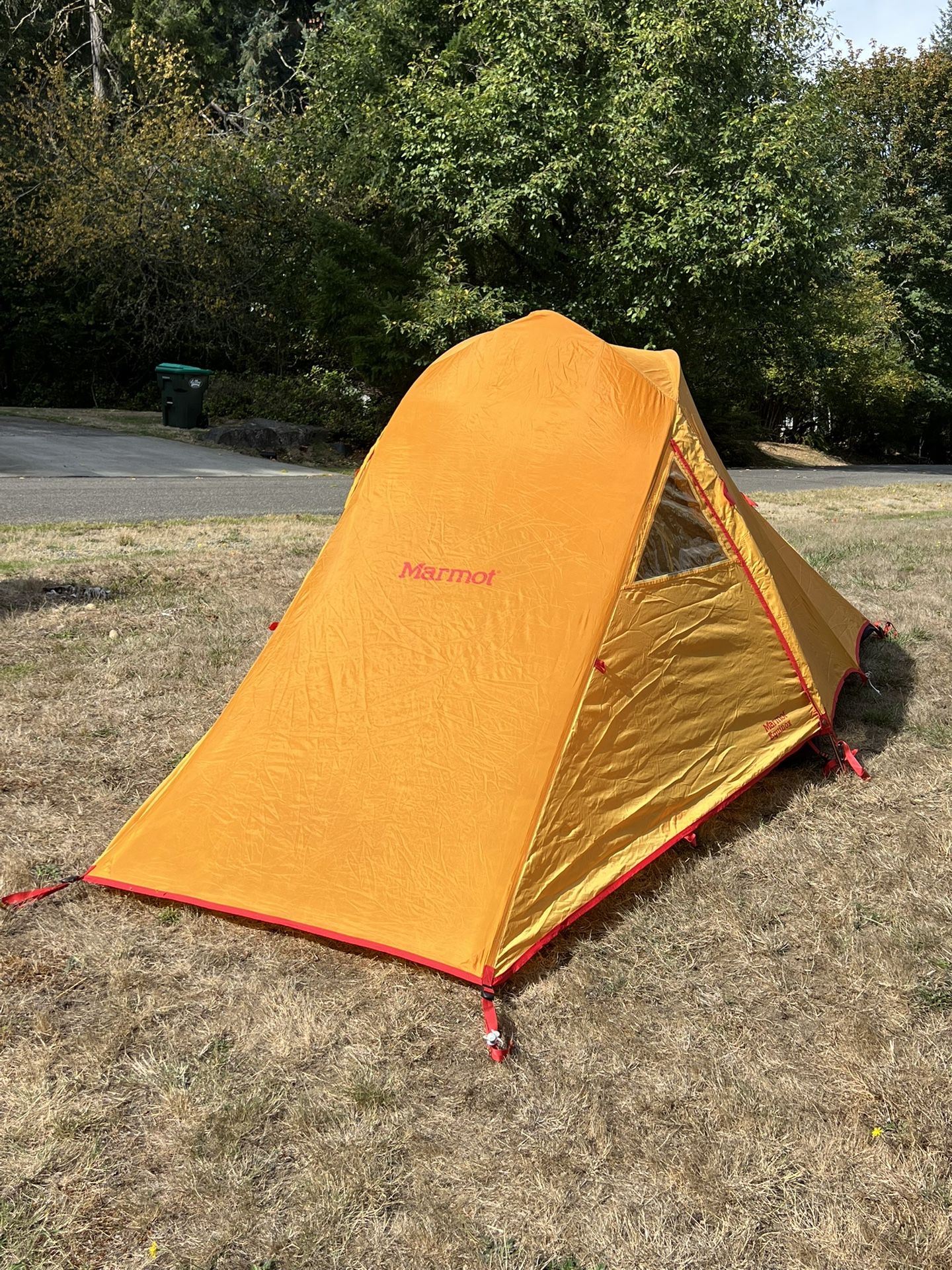Marmot Equinox 2-person Backpacking Tent