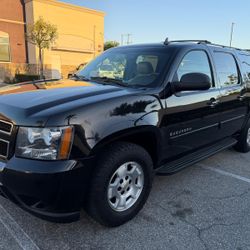 2012 Chevrolet Suburban LT 