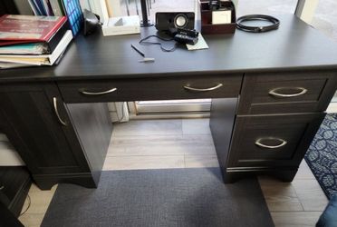 Office Desk And Bookshelf