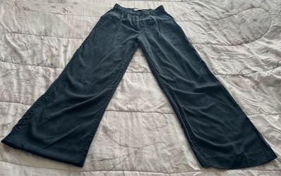 Abercrombie & Fitch charcoal gray wide leg pants with pockets, size XS