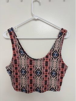 Crop top