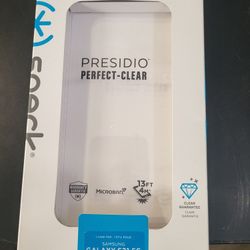 Samsung Galaxy S21 clear plastic case.