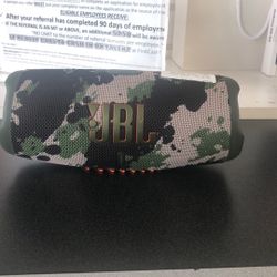 JBL BLUETOOTH SPEAKER 