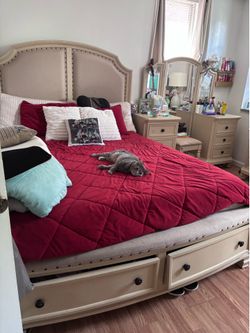 Free queen bedroom set