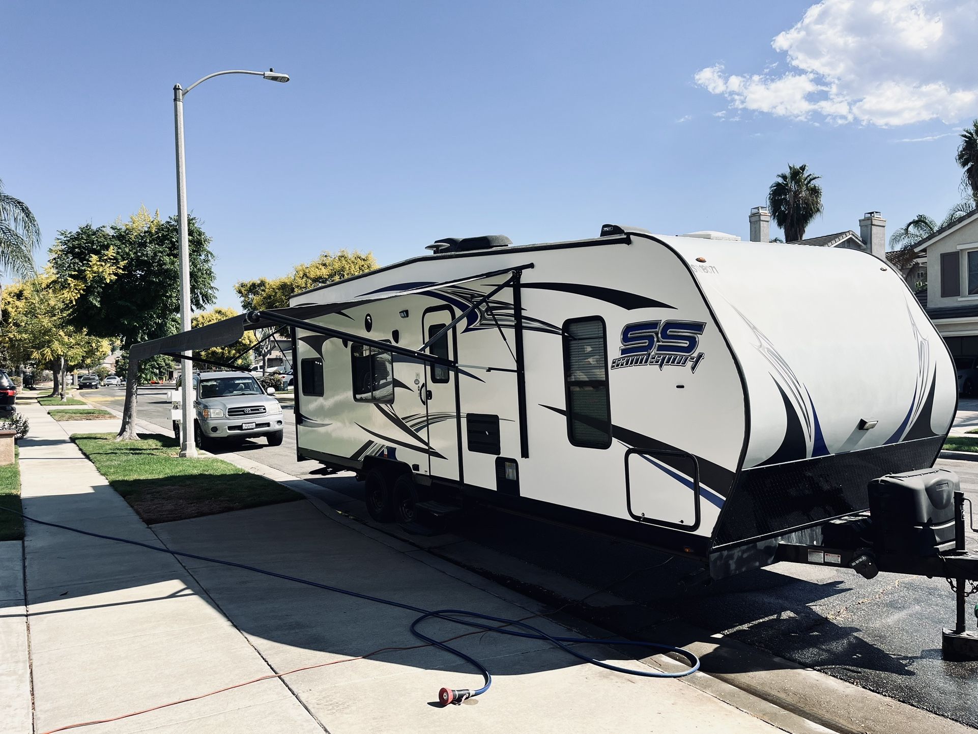 24 EX Sandsport Toy Hauler