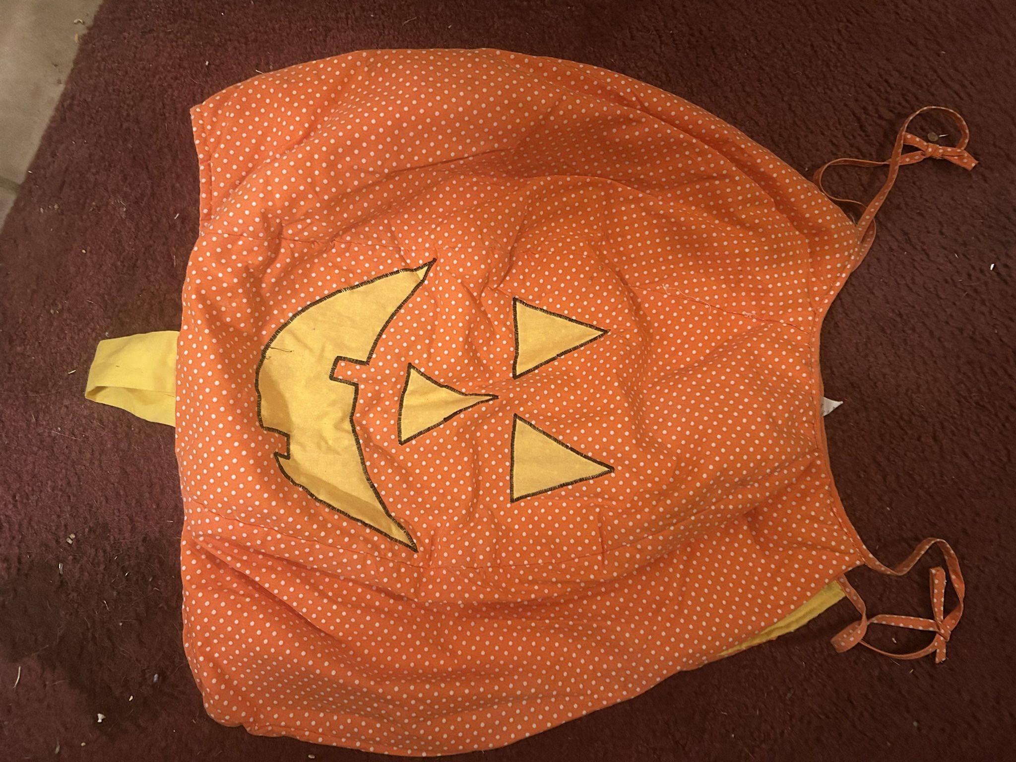 Halloween Costume Pumpkin Aged 3-4 Years It Gets Fluffy And Rounded Made Well