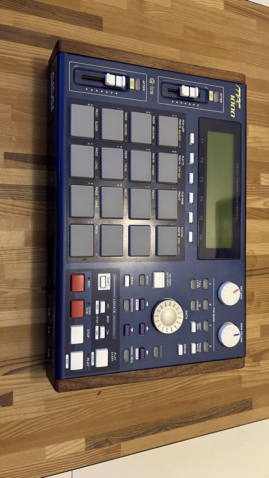 MPC 1000 with JJOSXL
