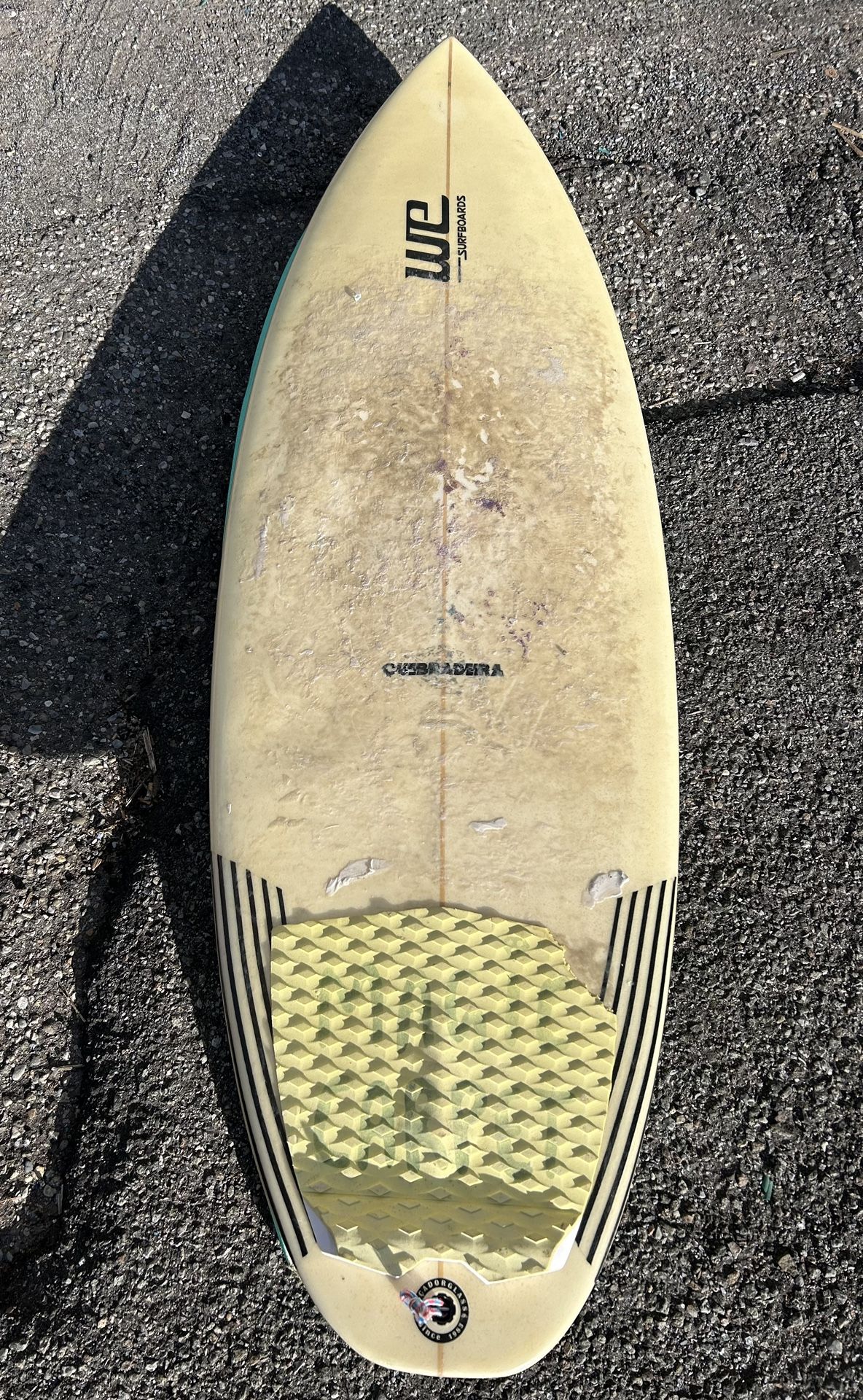 Surfboard 5’9” 