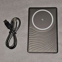 Wireless Portable 5000mah Power Bank 